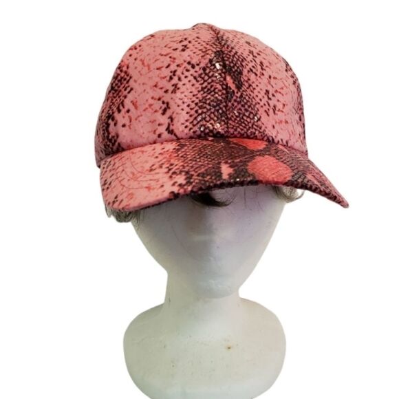 Arlin Cap  - Picture 1 of 5